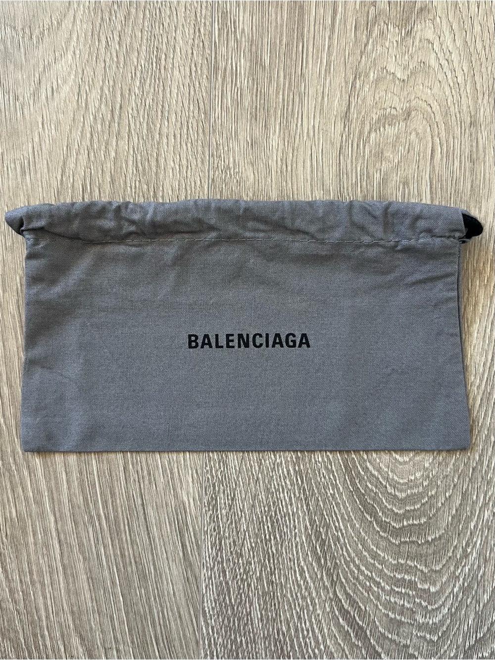 Balenciaga dust bag (C679)
